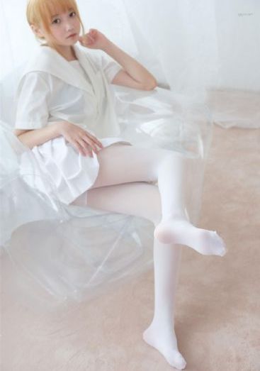 娜妲莉的情人_迅雷极速版下载