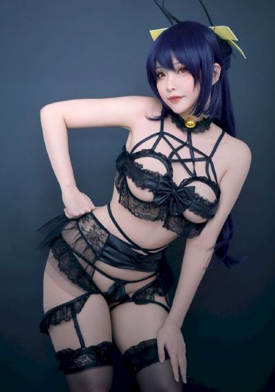 我和朋友妈妈_免费观看